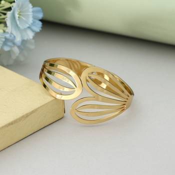Gold color openable anti tarnish bracelet 1