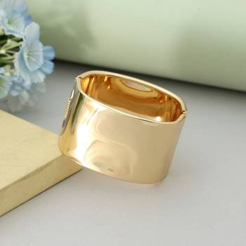 Gold color openable anti tarnish bracelet 1