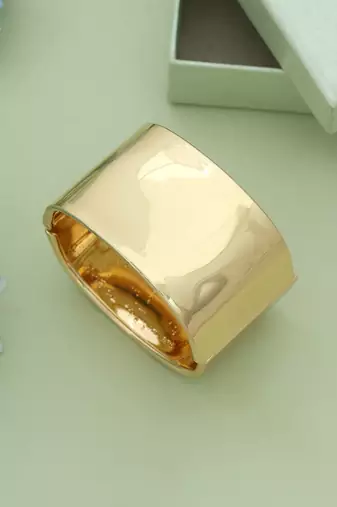 Gold color openable anti tarnish bracelet