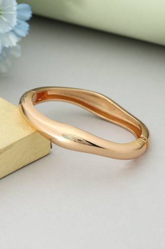 Gold color openable anti tarnish bracelet