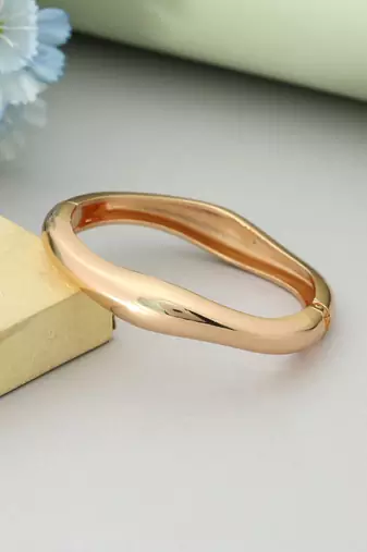 Gold color openable anti tarnish bracelet