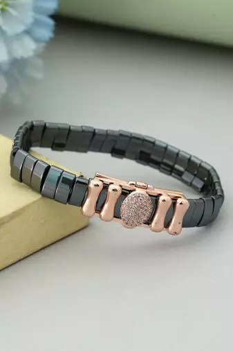 Black color anti tarnish bracelet