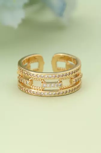 Gold color fashion rings