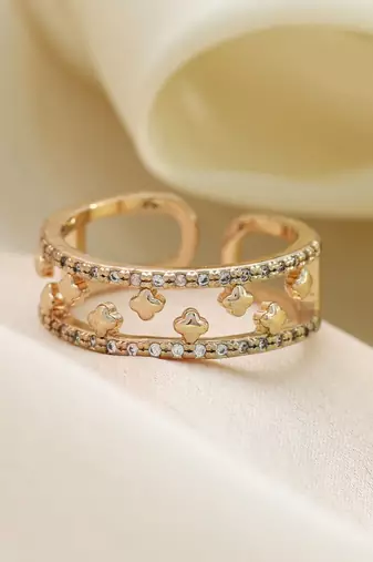 Gold color fashion rings