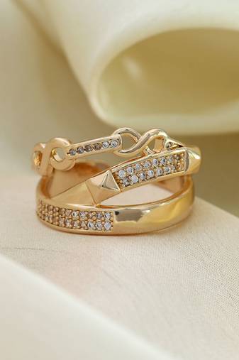 Gold color fashion rings