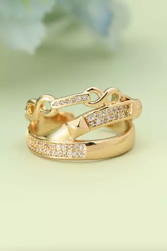 Gold color fashion rings