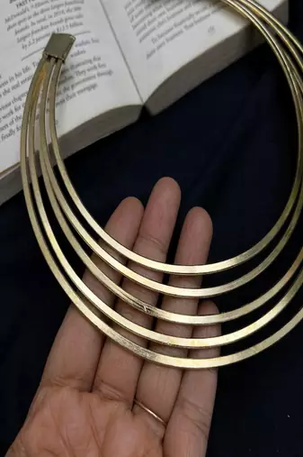 Gold multi strand choker necklace for women||minimalist open neck wire jewelry