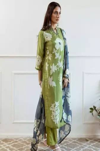 Floral printed round neck pure cotton kurta trosuer and dupatta set