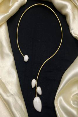 Oxidised gold hasli choker necklace with mother of pearl style | sleek minimalist banjara tribal torque 4