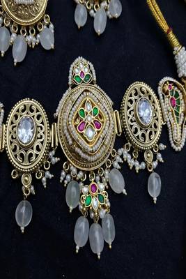 Antique gold kundan temple choker set with earrings || indian bridal polki necklace 4