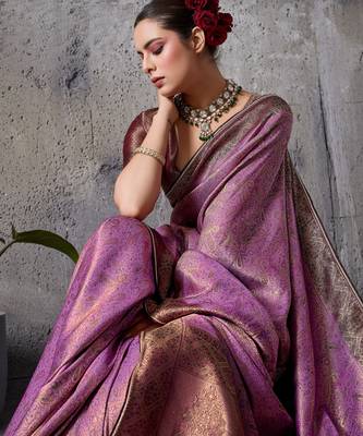 Magenta exquisite premium kanjivaram silk blend saree with jaal & kairi meenakari work 3
