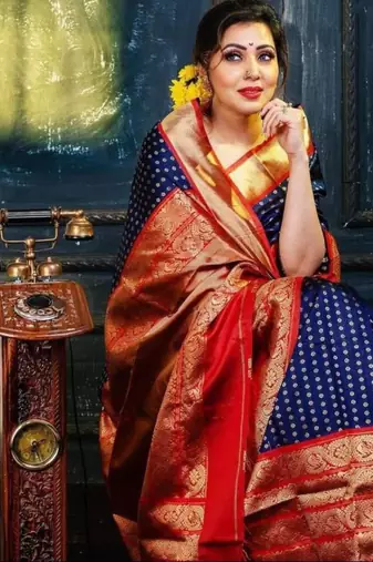 elegance blue banarasi art art silk jacquard saree with unstitched blouse