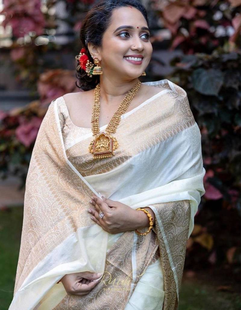 light weight cream resham thread cotton silk kerala saree with unstitched blouse