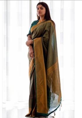 fashionable green woven cotton silk kerala saree with unstitched blouse 2