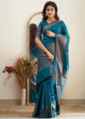  rama green jacquard south silk fancy saree with unstitched blouse 3