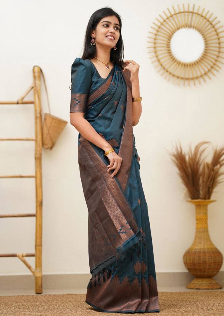 traditional rama green  self design silk cotton bollywood saree with unstitched blouse