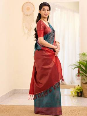 kanjivaram rama green self design art silk all seasons saree with unstitched blouse 3