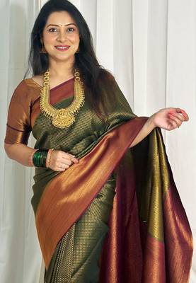 embellished dark green self design silk cotton saree with unstitched blouse 2