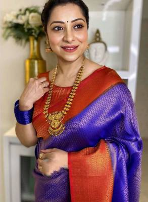  blue jacquard art silk fancy saree with unstitched blouse 2