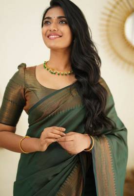 fashionable green woven pure art silk blend multicolor saree with unstitched blouse 3