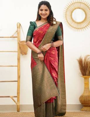  red woven silk cotton saree with unstitched blouse 4