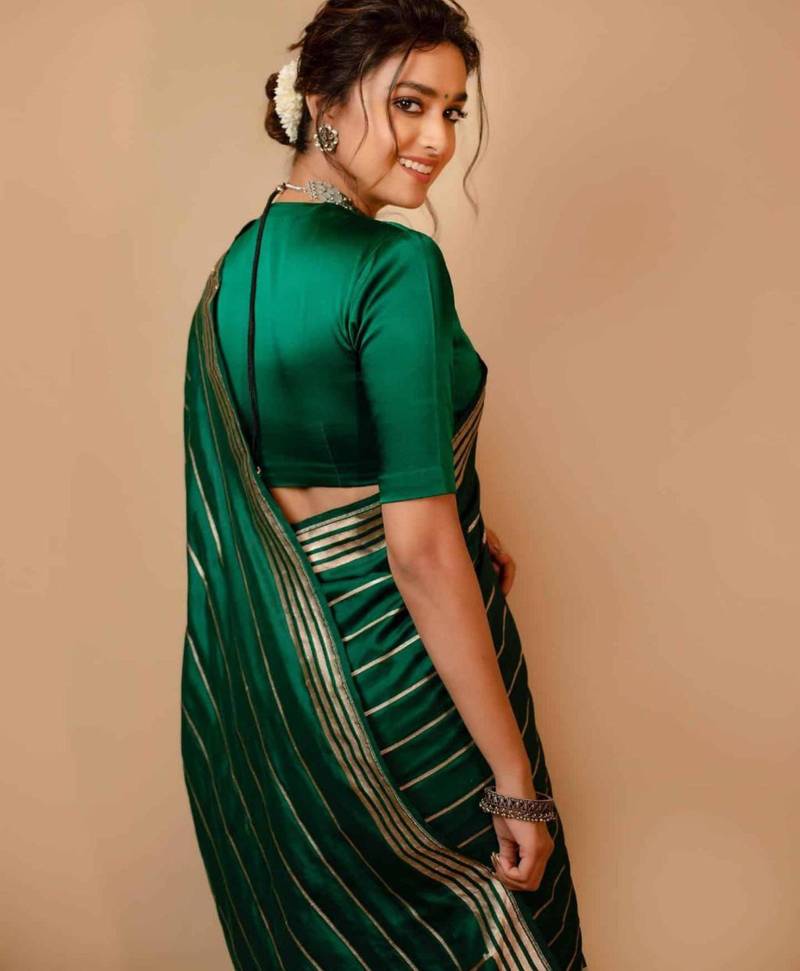 latest green jacquard art silk all seasons saree with unstitched blouse