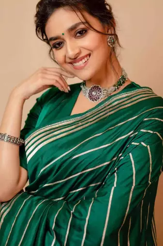  green jacquard art silk all seasons saree with unstitched blouse
