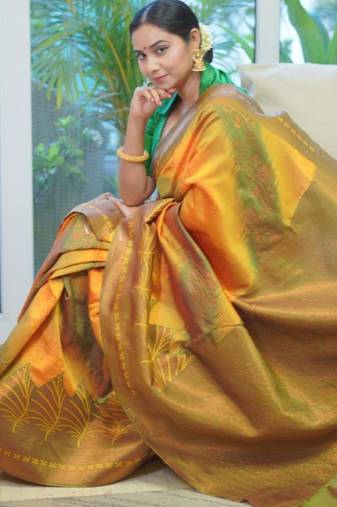 ethnic gold resham thread silk cotton bollywood saree with unstitched blouse