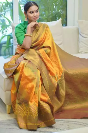 ethnic gold resham thread silk cotton saree with unstitched blouse