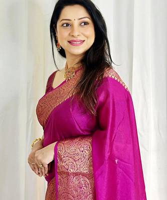floral light rani pink banarasi art silk jacquard saree with unstitched blouse 3