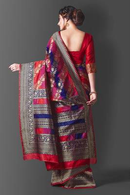 kanjivaram red self design art silk jacquard saree with unstitched blouse 2