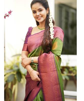  mehendi jacquard south silk fancy saree with unstitched blouse 2