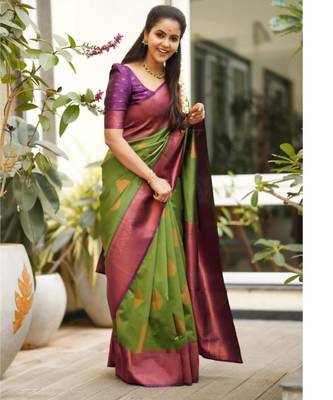  mehendi jacquard south silk fancy saree with unstitched blouse 3