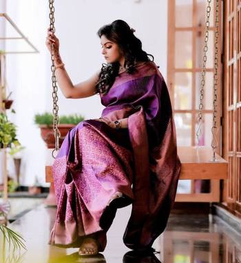 purple jacquard silk all seasons saree with unstitched blouse 2