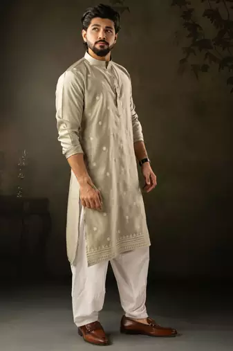 Green color rayon fabric designer embroidered partywear kurta payjama for men