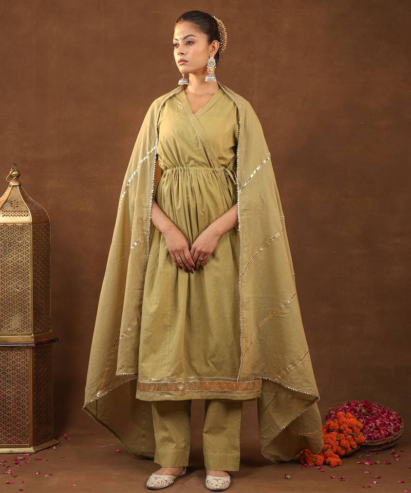 Mahndi angarakha pant with duptta