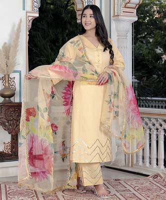 Cream kurta pant  with duptta 3
