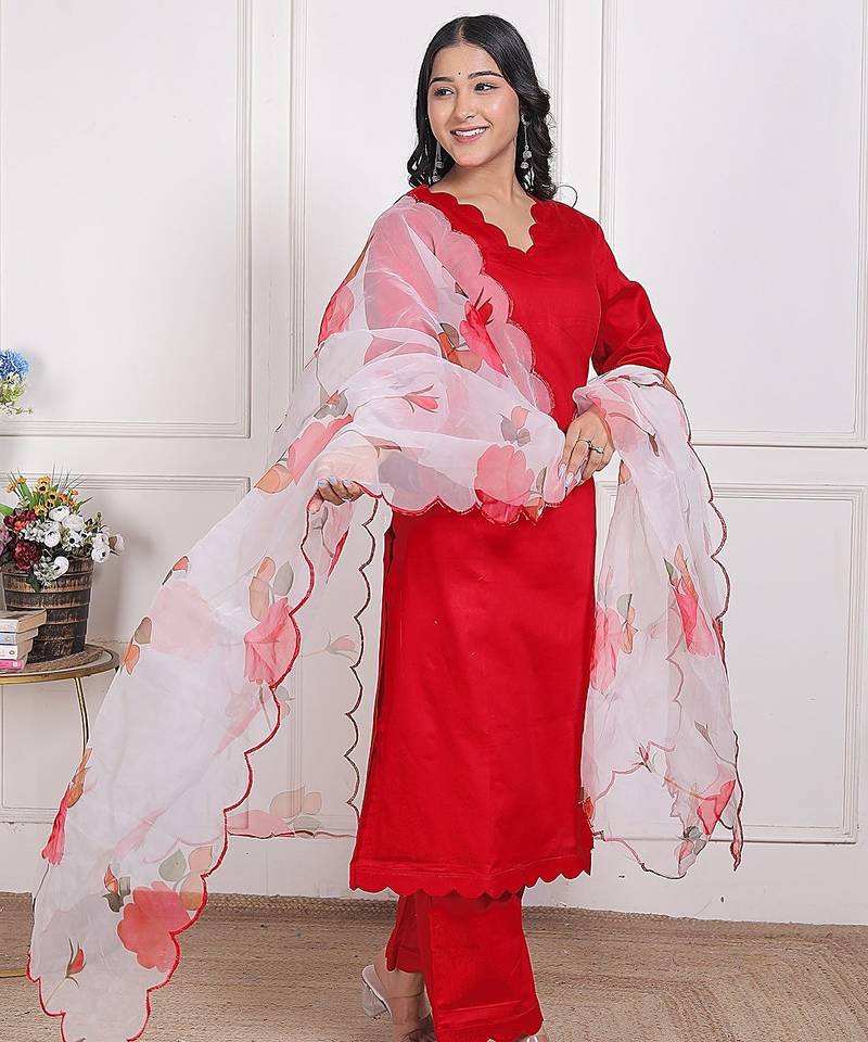 Red kurta pant with organza printed duptta