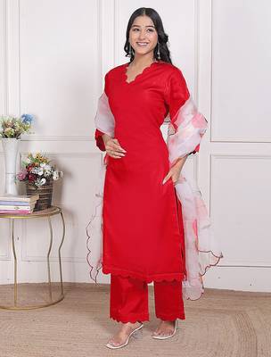 Red kurta pant with organza printed duptta 3