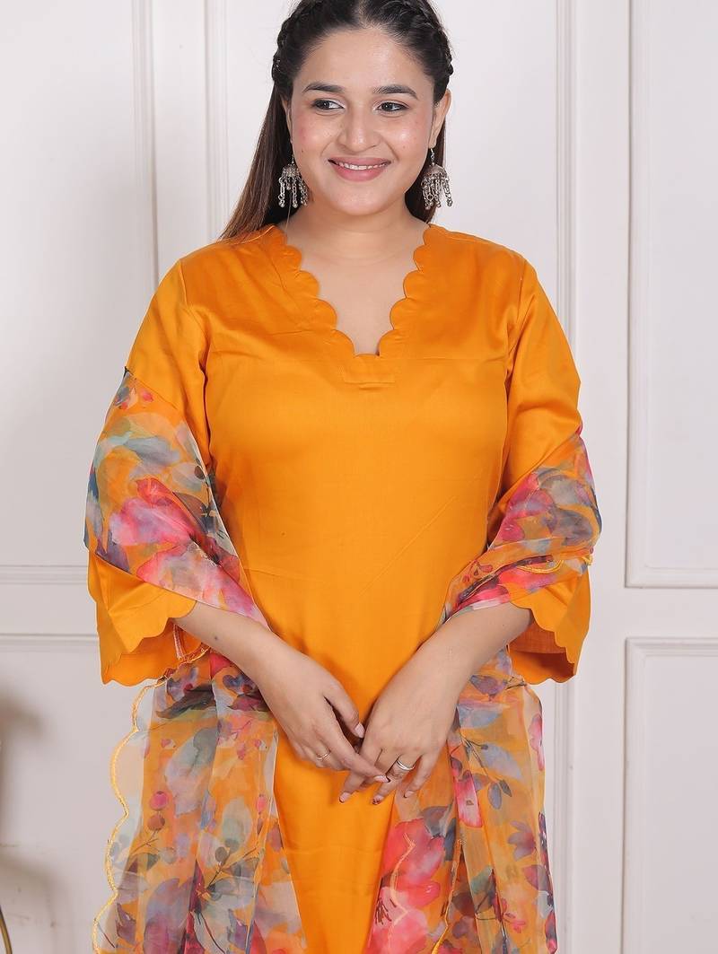 Yellow kurta pant with organza printed duptta