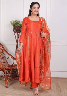Orange embroidered crepe kurta pant with dupatta 1
