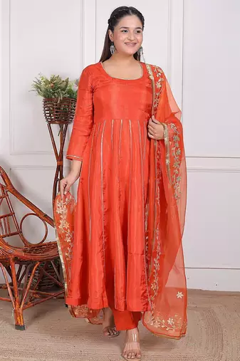 Orange embroidered crepe kurta pant with dupatta