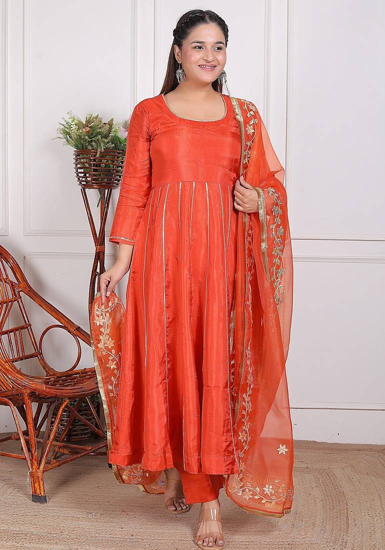 Orange embroidered crepe kurta pant with dupatta