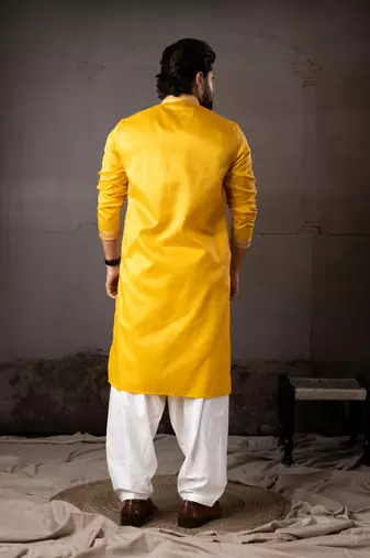 Yellow color smart embroidered kurta for rich classy men's looks