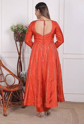 Orange embroidered crepe kurta pant with dupatta 4