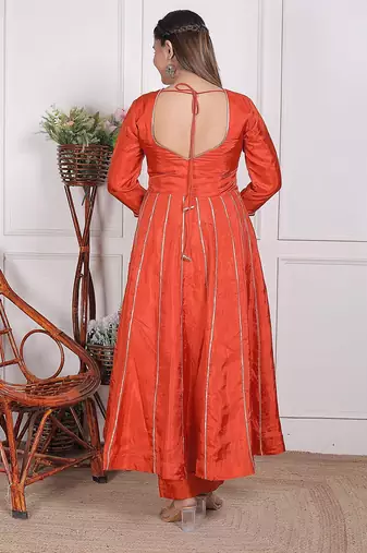 Orange embroidered crepe kurta pant with dupatta