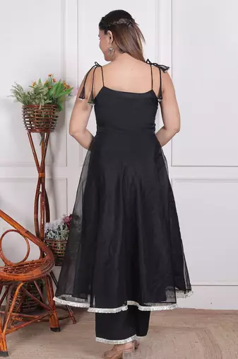 Black embroidered organza kuta pant with duptta