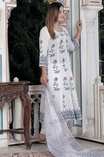 White block print anarkali kurta pant with duptta