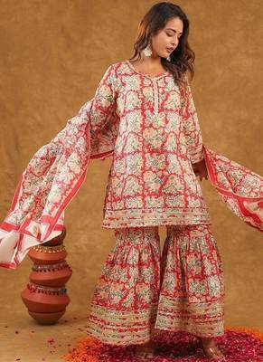 Red jaal printed sharara set with duptta 3