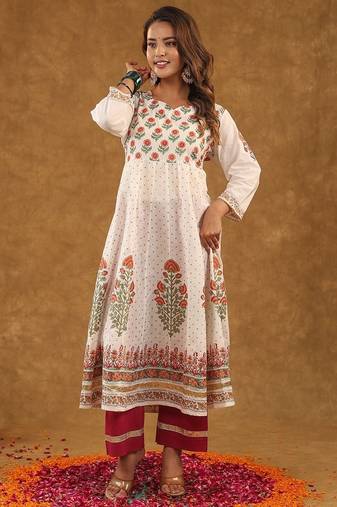 off white kalider sut set with duptta